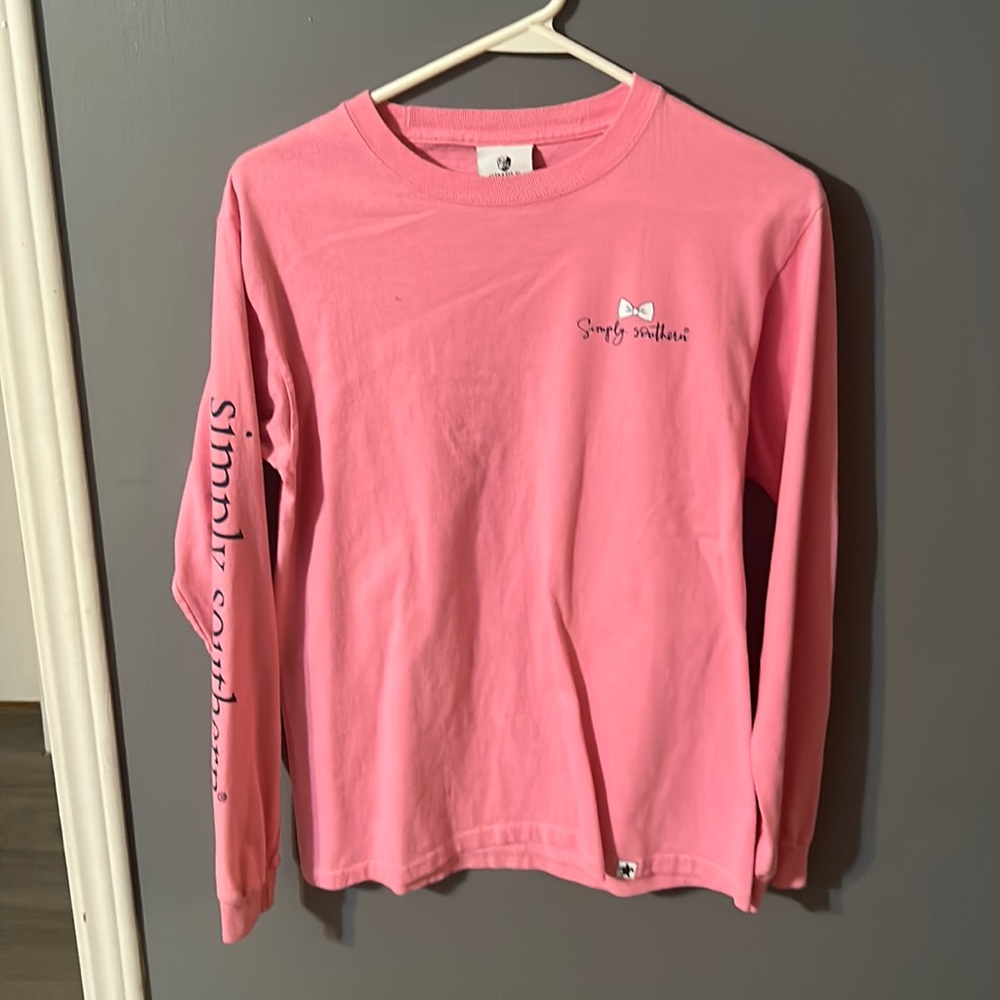 pink simply southern long sleeved tee”I LIKE BIG MUTTS AND I CANNOT LIE” letters